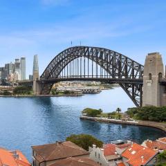 Stunning Harbour Bridge Views Apartment