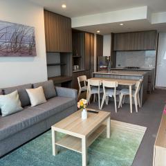 Cozy and comfortable CBD luxury apartment