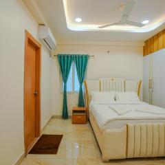 White Castle Stays Luxury 3BHK Serviced Apartment in Madhapur