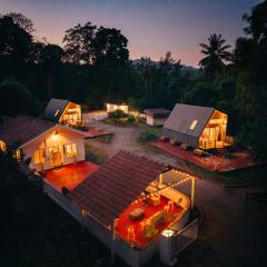 Lolo's by Raho - Loft Stay in Coorg