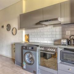 Elegant Sandton Apartment