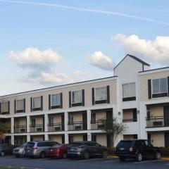 Days Inn by Wyndham Marietta-Atlanta-Delk Road