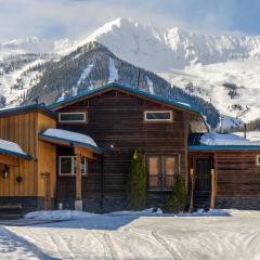 Elk River Estate by Fernie Central Reservations
