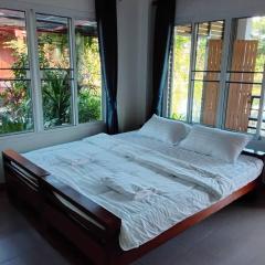 Huan Janto Homestay - Karuna
