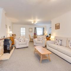 3 Bed in Torquay oc-h28551
