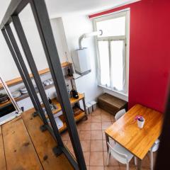 ArtStay Apt Porta Romana Parking 3th floor no lift