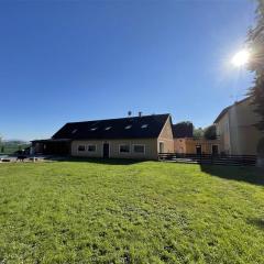 Podkrovní byt nedaleko Klínovce