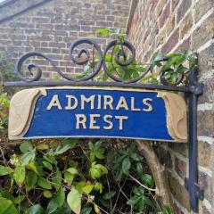 Admiral's Rest - Broadstairs Retreat with Parking
