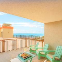 New | 10 Pools | Oceanfront | King Suite | Sleeps 6 | Grande Cayman Resort