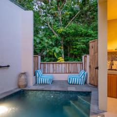 One bed room - 5 mnts to padang padang beach