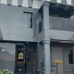 Wii Apartments and Suites