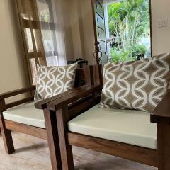 Casa De Flores 7 min to Tagaytay with Events Place