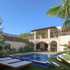 Nicole Villa I "Free" Heated Pool, Village Escape