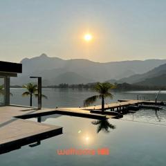 Casa em Angra com Privacidade Total e Vista Mar