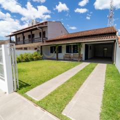 Casa ampla perto do parque e da praia GF5309