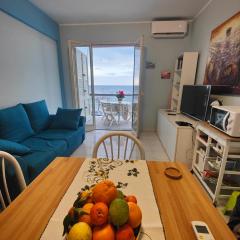 Mirone Apartment FRONTE MARE beachfront house