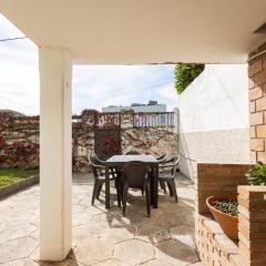 Chalet con Jardin y Barbacoa en el Centro de La Laguna