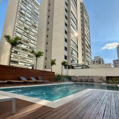 Espaçoso e confortável, 50m do Shopping Frei Caneca