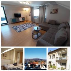 Schräge Nummer in Neheim - Balkon, Wlan & Zentral