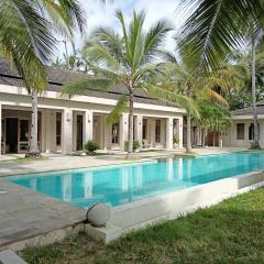 Charming 6 Bedroom Beach Villa in Kilifi