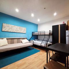 Blue apartment in City Center, Best location
