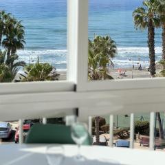Wake up to the Oceanfront Panoramic 180º Beachview Torrox-Costa Ruselo R408 ONLY ADULTS