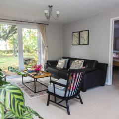 Calm Private Apartment Ideal to Work, Rest Explore