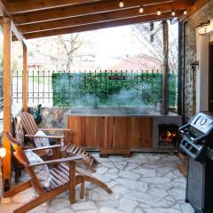 Chalet 1932 Boutique Mountain Chalet με Ιδιωτικό Hot Tub & Τζάκι