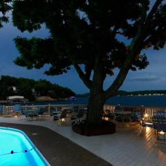 Baypoint Condo, Pool, Dock, relaxing location