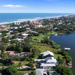 Mermaid Cottage Cozy 2 bed Cocoa Beach Getaway