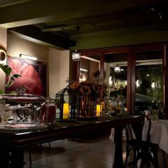 Hotel Heaven Heights F7