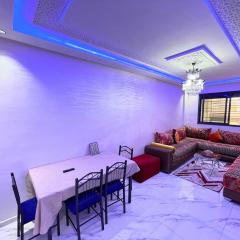 2BR Luxurious Apartment - 2 Min from City Center