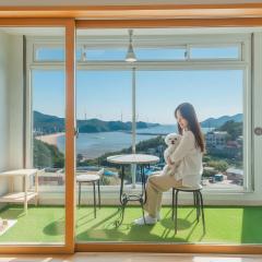 Yeongheungdo noeul&bada pension