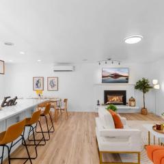 Bothell Family Friendly Modern Home 2 AC I405