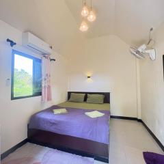 cher lonely beach resort Koh chang