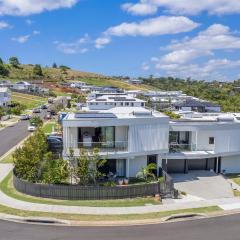 Habitat - Lush Lennox Head Apartment