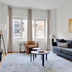 Midtown 1BR w Gym Doorman nr Grand Central NYC-746