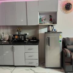 Modern Loft Overlooking Cityview