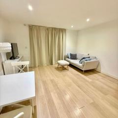 Spacious Flat Between Stockwell & Brixton