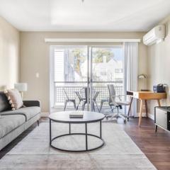 Downtown Mountain View 2BR w Gym Pool Patio SFO-889