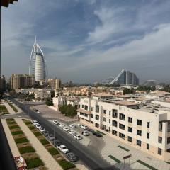 Luxury Two-Bedroom on High Floor with Waterfront Landmark View