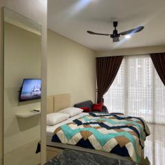 Holi-Stay at Nagoya Thamrin City Tower A-10