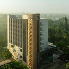 Hotel Neo Kota Baru Parahyangan