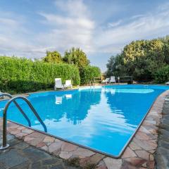 Comfortable flat with pool