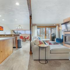 VP-C112 Village Point condo