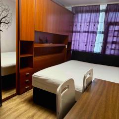 2-luzkovy pokoj Praha-13 metro HURKA