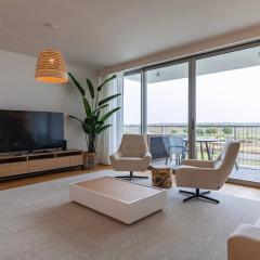 Coastal Bliss Apartment with Lagoon View