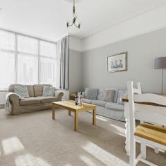 Alices Ground floor apartment near Southwold Pier