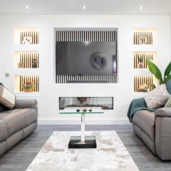 Stylish Preston Home 3 Beds Sleeps 6