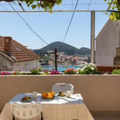 Apartment Meet & Greet